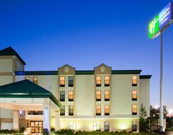 Holiday Inn Express & Suites Fayetteville Ft. Brag Genel