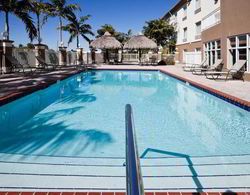 Holiday Inn Express Hotel & Suites Florida City-Ga Havuz