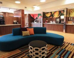 Holiday Inn Express & Suites Greenville Genel