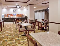 Holiday Inn Express Hotel & Suites Guthrie North E Yeme / İçme