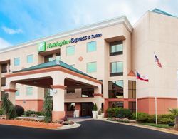 Holiday Inn Express & Suites Lawrenceville Genel