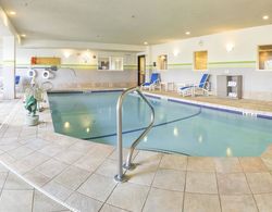 Holiday Inn Express & Suites Manchester-Airport Genel