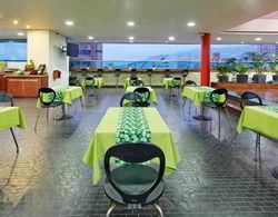 Holiday Inn Express & Suites Medellin Yeme / İçme