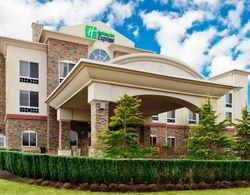 Holiday Inn Express Hotel & Suites Riverhead Genel