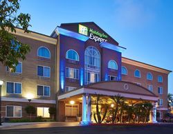 Holiday Inn Express Hotel & Suites Sorre Genel