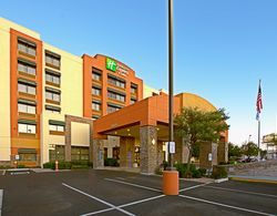Holiday Inn Express & Suites Tempe Genel