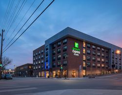 Holiday Inn Express & Suites Tulsa Downtown Genel