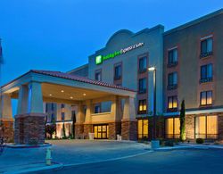 Holiday Inn Express Hotel & Suites Twenty Nine Pal Genel