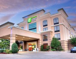Holiday Inn Express & Suites Tyler South Genel