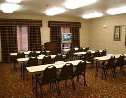 Holiday Inn Express Syracuse-Fairgrounds İş / Konferans