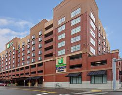 Holiday Inn Express Tacoma Downtown Genel