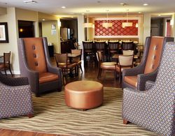 Holiday Inn Express Tifton Lobi