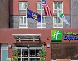 Holiday Inn Express Times Square Genel