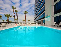 Holiday Inn Los Angeles Gateway - Torrance Havuz