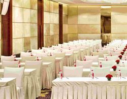 Holiday Inn New Delhi Mayur Vihar Noida, an IHG Hotel Genel