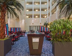 Holiday Inn Orlando-Disney Springs Area Yeme / İçme