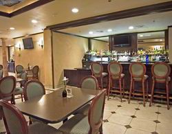Holiday Inn Rancho Cordova Bar