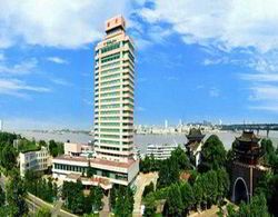 Holiday Inn Riverside Wuhan Genel