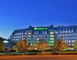 Holiday Inn & Suites North Vancouver Genel