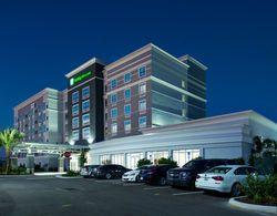 Holiday Inn & Suites Orlando - International Dr S Genel