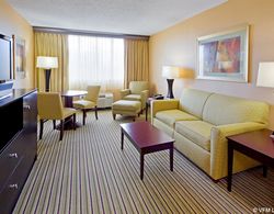 Holiday Inn Hotel & Suites Parsippany Fairfield Genel