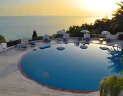 Holiday Apartments Maria With Pool and Panorama View - Agios Gordios Beach Öne Çıkan Resim