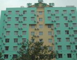 Home Club Hotel Guangyuan Xingun Branch Genel