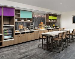 Home2 Suites by Hilton Asheville Biltmore Yeme / İçme