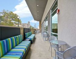 Home2 Suites by Hilton Dallas Downtown/Baylor Scot Genel