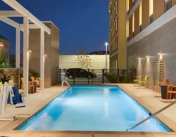 Home2 Suites by Hilton Houston Energy Corridor Havuz