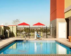 Home2 Suites by Hilton Houston / Pasadena, TX Havuz