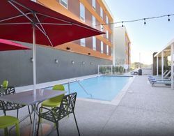 Home2 Suites by Hilton Port Arthur, TX Havuz