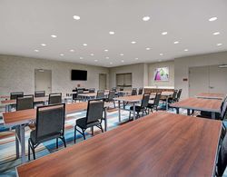 Home2 Suites by Hilton Raleigh North I-540 Genel
