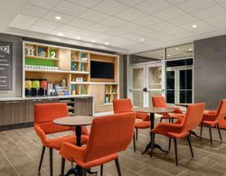 Home2 Suites by Hilton Sarasota - Bradenton Airpor Yeme / İçme