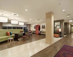 Home2 Suites by HiltonFayetteville, NC Lobi