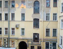 Home4day Central Apartment on Nevsky Prospekt Oda Manzaraları