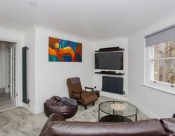 Homely 2 Bedroom Apartment in Maida Vale Oda Düzeni