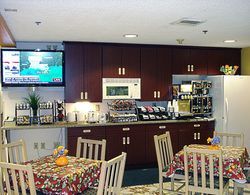 Hometown Inn & Suites Jacksonville - Butler Blvd./Southpoint Genel