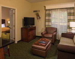 Homewood Suites by Hilton Burlington Genel