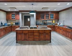 Homewood Suites by Hilton Cleveland-Beachwood Yeme / İçme