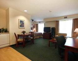 Homewood Suites by Hilton Providence-Warwick Genel