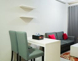 Homey and Comfy 1BR Signature Park Grande Apartment Oda Düzeni
