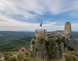 Honeymoon Suite Črni Kal Dış Mekan