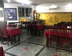 Hong Thien 1 Hotel Yerinde Yemek