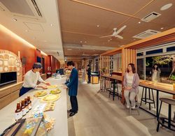 Hoshino Resorts BEB5 Okinawa Seragaki Yerinde Yemek