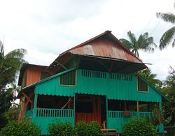 Hostal Búho Amazonas Tours Dış Mekan