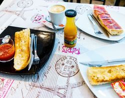 Hostal Frasca by Vivere Stays Kahvaltı