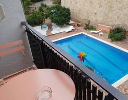 Hostal Santa Gemma Oda Manzaraları