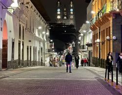 Hostal Victoria- Quito Dış Mekan