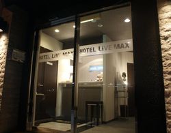 HOTEL LiVEMAX Shin-Osaka Dış Mekan